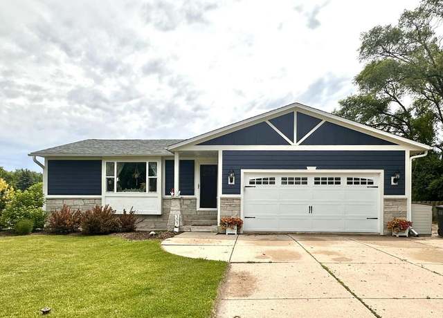 Property at 307 Fox Horn Dr, Waterford, WI 53185, 4 beds, 3 baths
