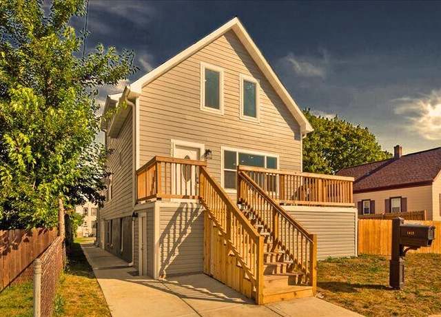 Property at 1412 Michigan Ave, South Milwaukee, WI 53172, 4 beds, 1.5 baths