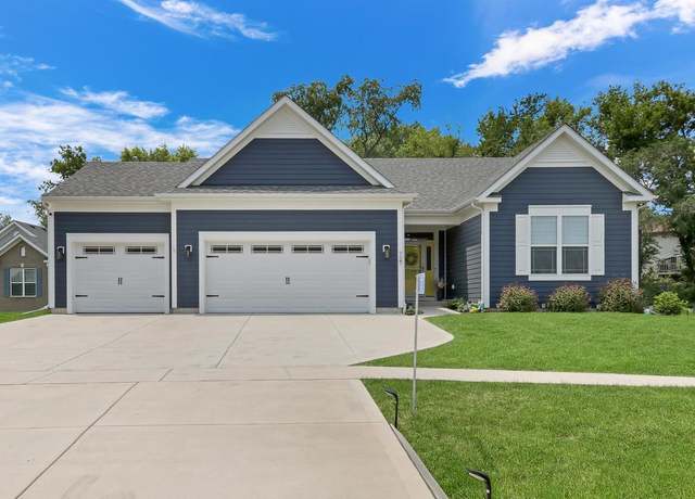 Property at 727 Fairway Dr, Twin Lakes, WI 53181, 3 beds, 2 baths