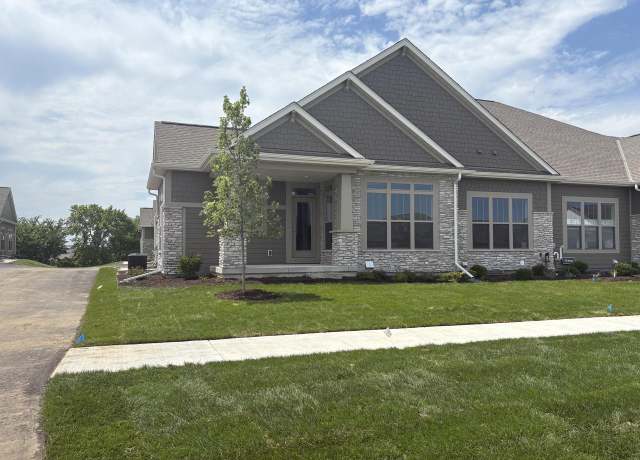 Property at N28W25285 Parkway Ridge Cir Unit -D Bldg 14 Unit 50, Pewaukee, WI 53072, 2 beds, 2 baths