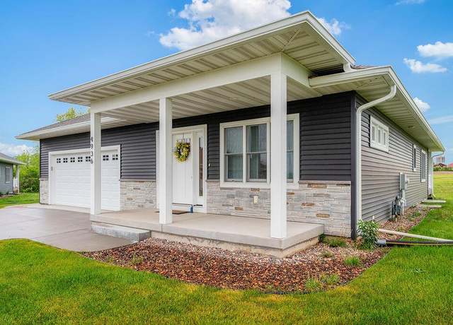 Property at W4936 Battlestone Station Rd, La Crosse, WI 54601, 4 beds, 2.5 baths