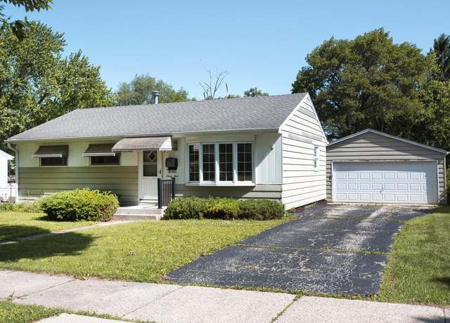 Property at 1434 Aldoro Dr, Waukesha, WI 53188, 3 beds, 1 bath