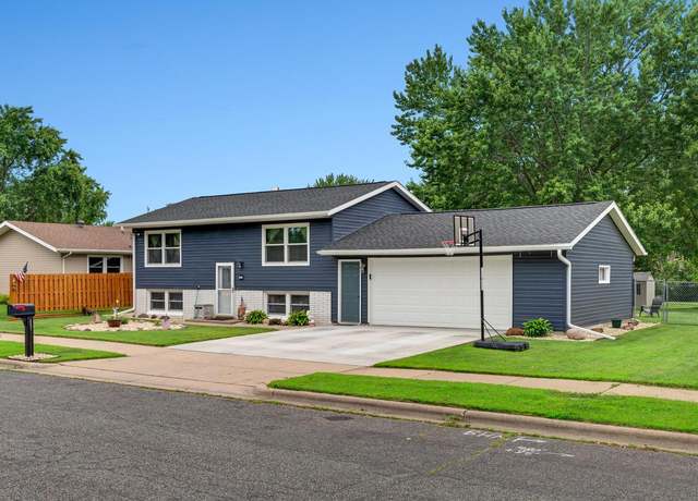Property at 607 11th Avenue North Ave, Onalaska, WI 54650, 4 beds, 2 baths