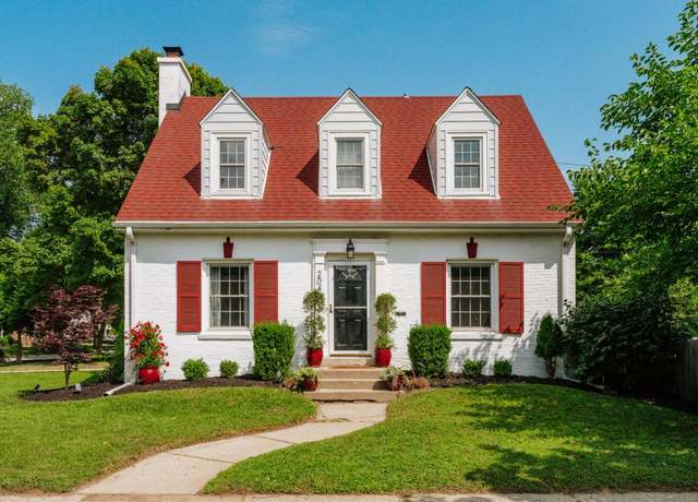 Property at 204 E Birch Ave, Whitefish Bay, WI 53217, 3 beds, 1.5 baths