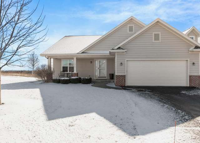 Property at 1949 Blue Spruce Ct, Grafton, WI 53024, 2 beds, 2 baths