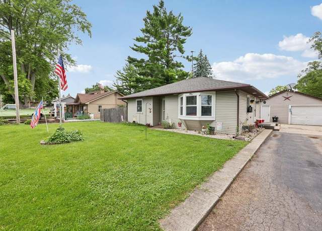 Property at 35804 90th St, Twin Lakes, WI 53181, 2 beds, 1 bath