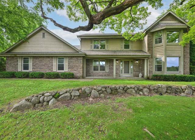 Property at S61W24405 Red Wing Dr, Waukesha, WI 53189, 3 beds, 2.5 baths