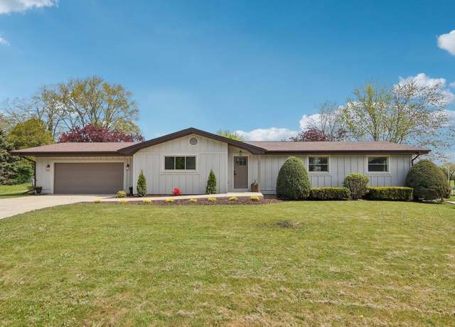Property at 4012 25th Pl, Kenosha, WI 53144, 3 beds, 2 baths