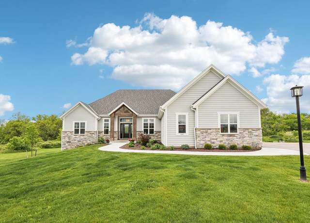 Property at 5989 S Quarry Park Ct, New Berlin, WI 53146, 4 beds, 3.5 baths