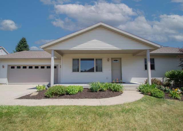 Property at 1420 Stoneridge Dr, Watertown, WI 53098, 3 beds, 3.5 baths