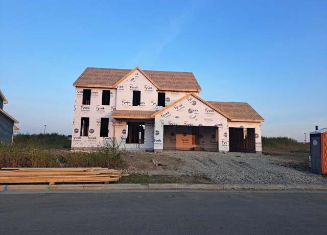 Property at 1737 Hammock Ln, Oconomowoc, WI 53066, 4 beds, 2.5 baths