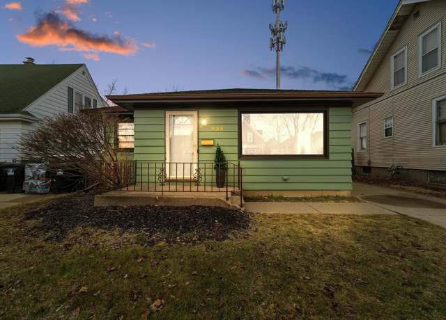 Property at 525 Harvey Dr, Racine, WI 53405, 3 beds, 1 bath