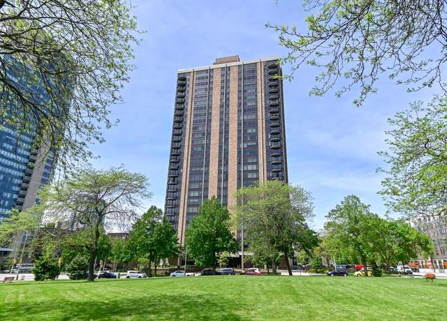 Property at 929 N Astor St #605, Milwaukee, WI 53202, 1 bed, 1 bath