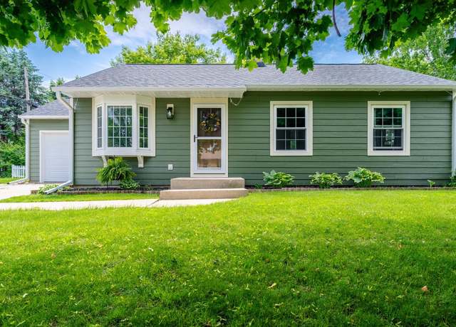 Property at W150N8204 Norman Dr, Menomonee Falls, WI 53051, 3 beds, 1.5 baths
