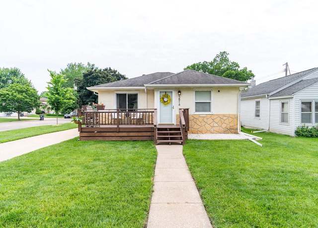 Property at 2914 Fairchild Street East St, La Crosse, WI 54601, 2 beds, 2 baths