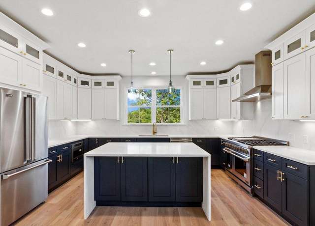 Property at 709 Greenview Cir Unit 55-36, Lake Geneva, WI 53147, 3 beds, 3.5 baths