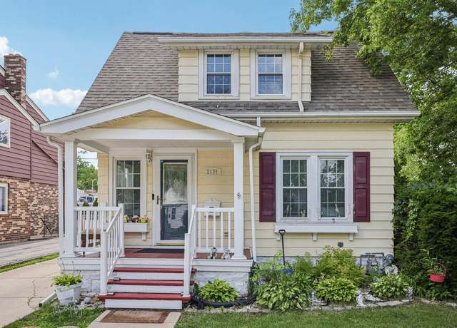 Property at 2131 S 90th St, West Allis, WI 53227, 3 beds, 2.5 baths