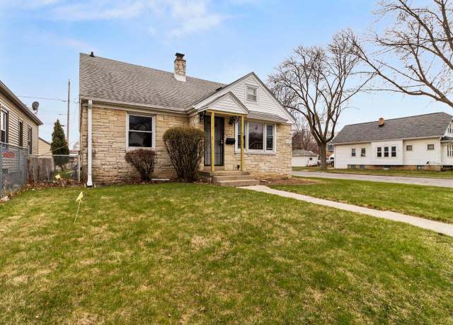 Property at 5377 N 39th St, Milwaukee, WI 53209, 4 beds, 1 bath