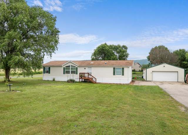 Property at N8050 Amsterdam Prairie Rd, Holmen, WI 54636, 3 beds, 2 baths
