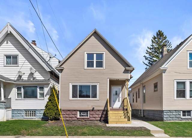 Property at 2122 S 24th St, Milwaukee, WI 53215, 5 beds, 3 baths