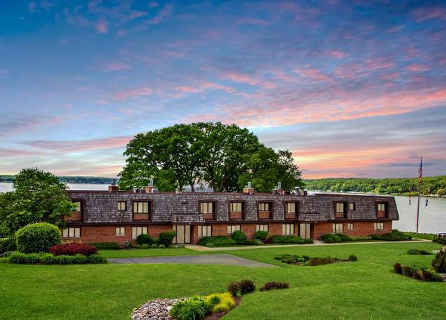 Property at 1070 S Lake Shore Dr Unit 1-C2, Lake Geneva, WI 53147, 2 beds, 2 baths