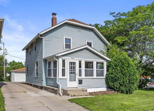 Property at 2325 S 76th Street South St, West Allis, WI 53219, 3 beds, 1.5 baths
