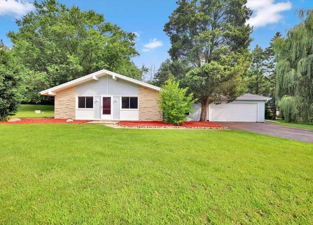Property at W276S8945 Hidden Lakes Dr, Mukwonago, WI 53149, 3 beds, 2 baths