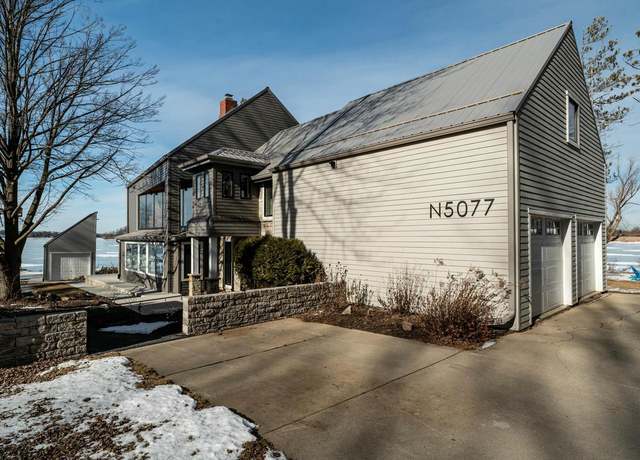 Property at N5077 Lake Dr, Hustisford, WI 53034, 3 beds, 2.5 baths
