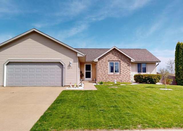 Property at 213 Wollet Dr, Fort Atkinson, WI 53538, 4 beds, 3 baths