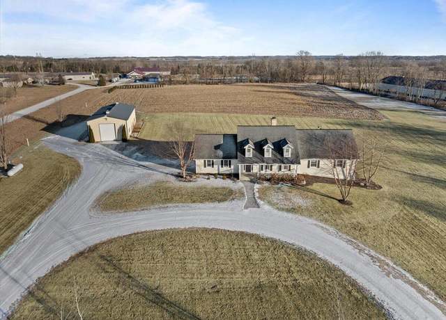 Property at 9520 State Highway 144, Kewaskum, WI 53040, 3 beds, 2 baths