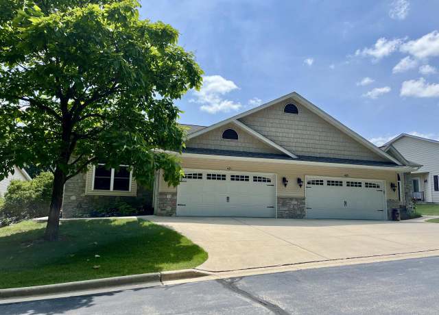 Property at 421 Nature Haven Blvd #15, Kewaskum, WI 53040, 2 beds, 3 baths