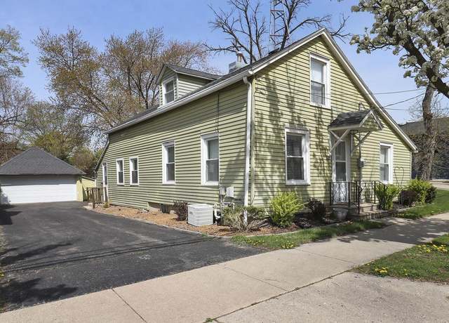 Property at 133 Mchenry St, Burlington, WI 53105, 2 beds, 1 bath