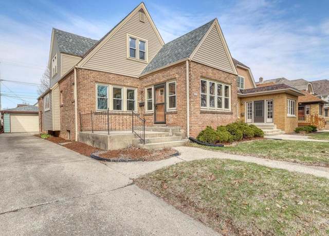 Property at 2609 N 61st St, Milwaukee, WI 53213, 4 beds, 1.5 baths