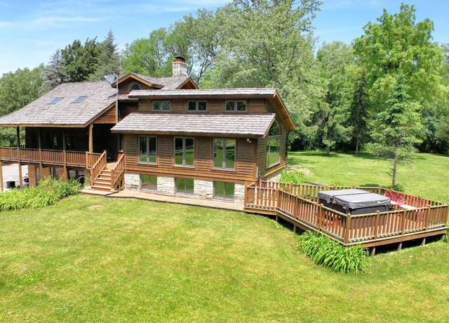 Property at N3075 Hardscrabble Rd, Dousman, WI 53118, 4 beds, 2.5 baths