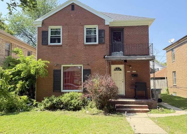 Property at 4122 W Roosevelt Dr, Milwaukee, WI 53216, 5 beds, 2 baths
