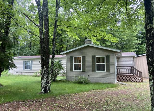 Property at W13924 Lewis Ln, Athelstane, WI 54104, 2 beds, 2 baths