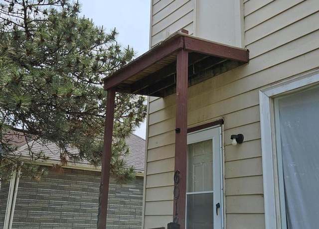 Property at 6018 20th Ave, Kenosha, WI 53143, 4 beds, 2 baths