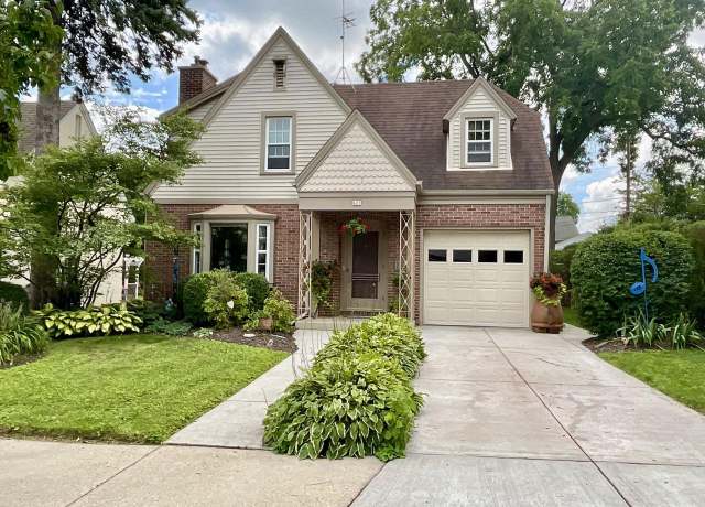 Property at 625 Highland Ter, Sheboygan, WI 53083, 3 beds, 1.5 baths