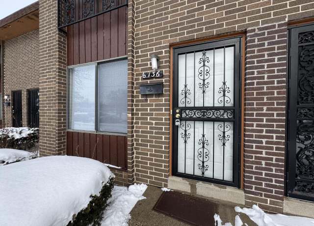 Property at 6136 W Port Ave, Milwaukee, WI 53223, 2 beds, 2.5 baths