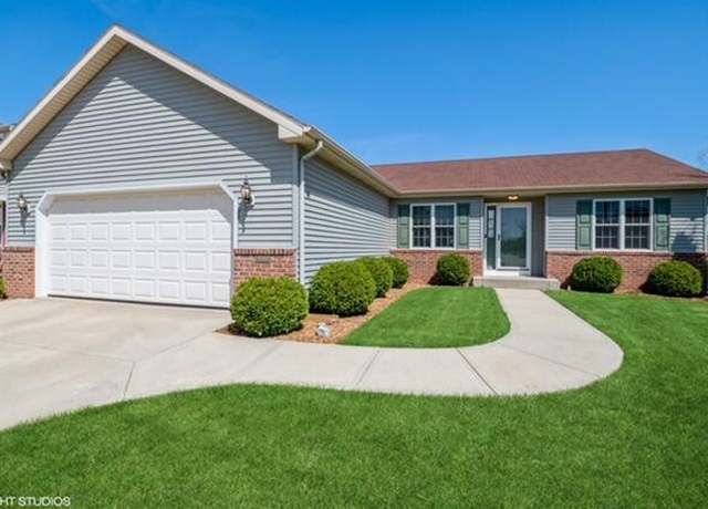 Property at 9300 63rd St, Kenosha, WI 53142, 3 beds, 2 baths
