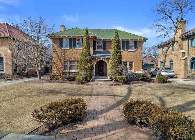 Property at 3535 N Summit Ave, Shorewood, WI 53211, 5 beds, 4 baths