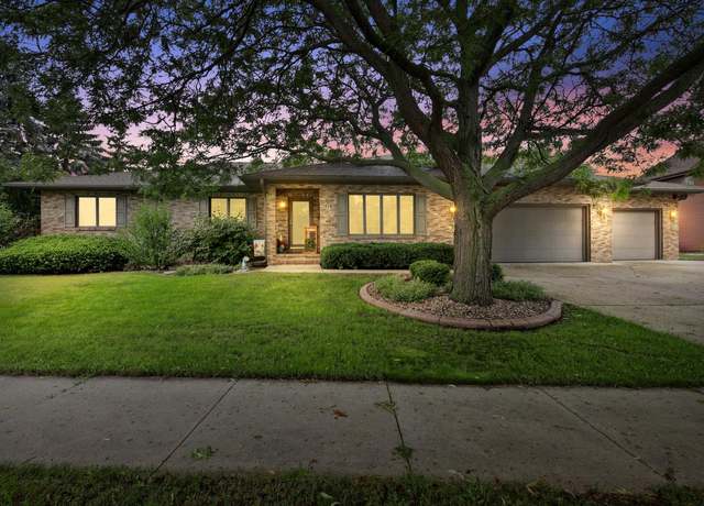Property at 592 Ashbury Dr, Fond Du Lac, WI 54935, 3 beds, 2.5 baths