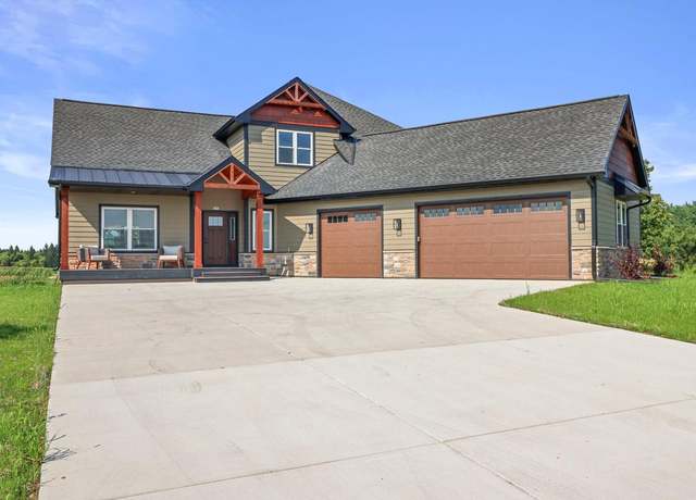 Property at 285 Sandstone St, Slinger, WI 53086, 4 beds, 2.5 baths