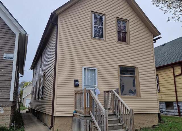 Property at 2431 N 20th St Unit 2431A, Milwaukee, WI 53206, 6 beds, 2 baths