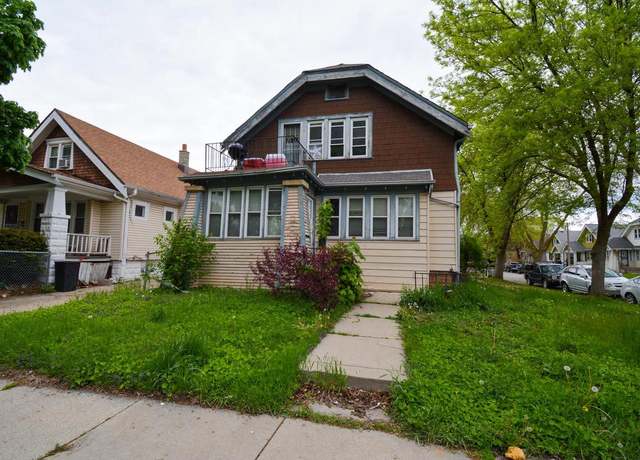 Property at 1902 W Nash St, Milwaukee, WI 53206, 4 beds, 2 baths
