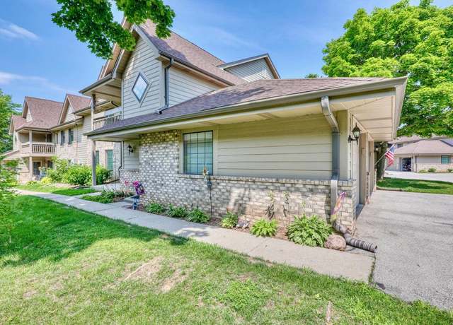 Property at N80W12980 Fond Du Lac Ave #4, Menomonee Falls, WI 53051, 2 beds, 2 baths