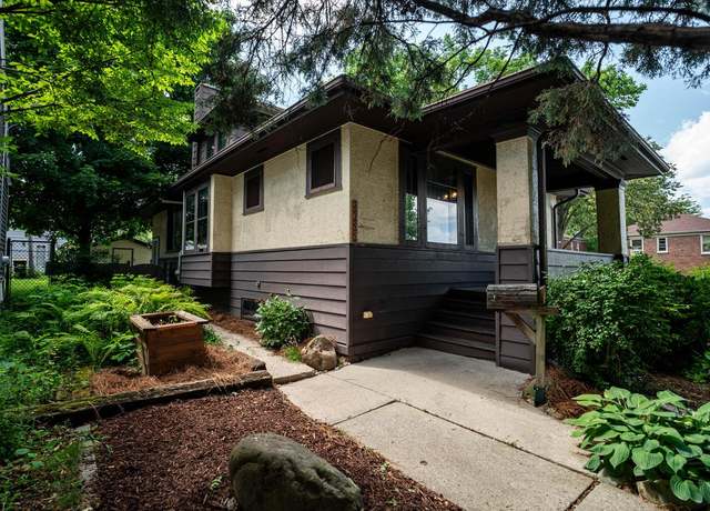 Property at 2633 N Wauwatosa Ave, Wauwatosa, WI 53213, 2 beds, 1.5 baths