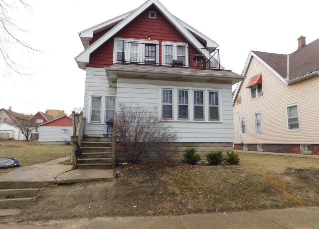 Property at 4047 N 6th St, Milwaukee, WI 53212, 4 beds, 2 baths