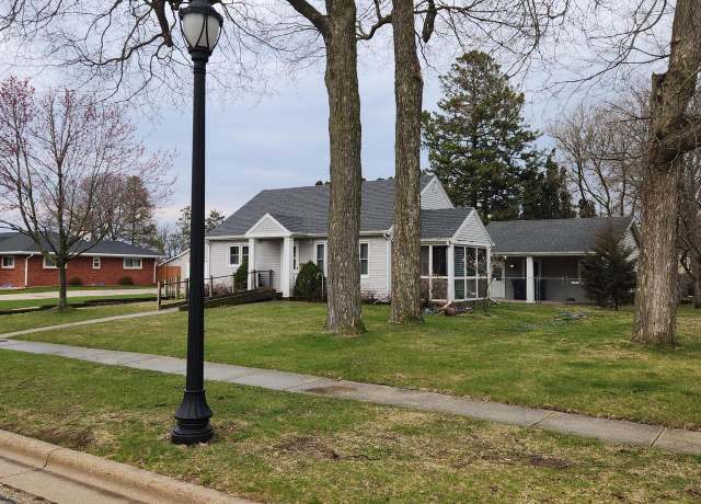 Property at 615 N Broad St, Elkhorn, WI 53121, 2 beds, 1 bath