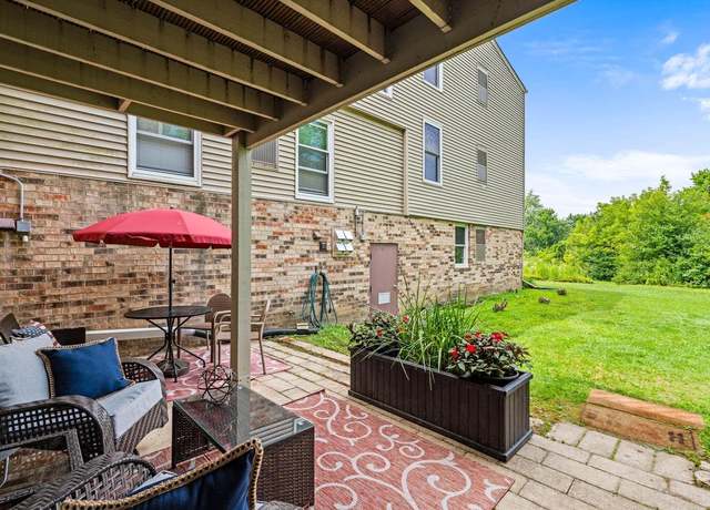 Property at N114W16680 Crown Dr #9, Germantown, WI 53022, 2 beds, 1 bath
